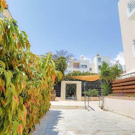 Vega Apartments Limassol Luaran gambar