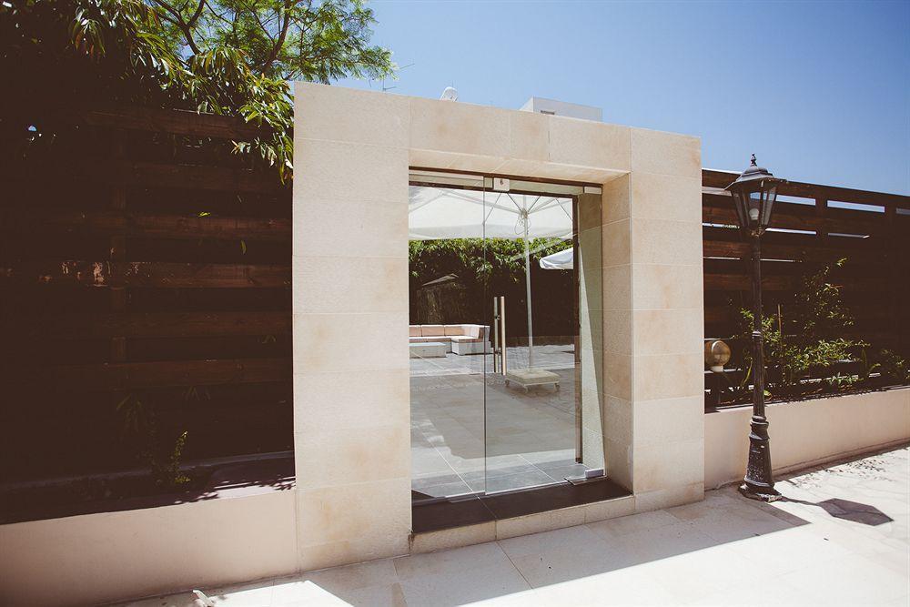 Vega Apartments Limassol Luaran gambar