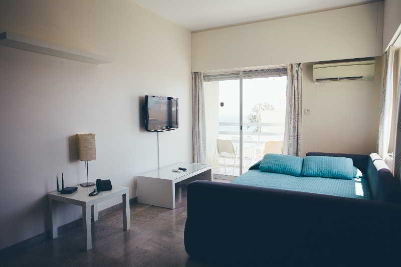 Vega Apartments Limassol Luaran gambar
