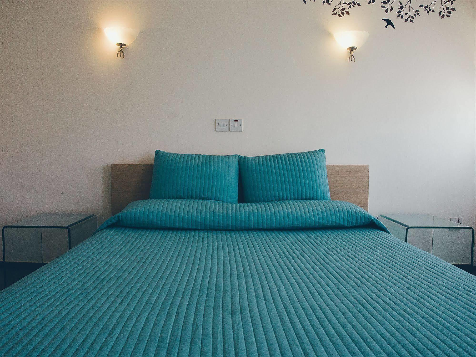 Vega Apartments Limassol Luaran gambar