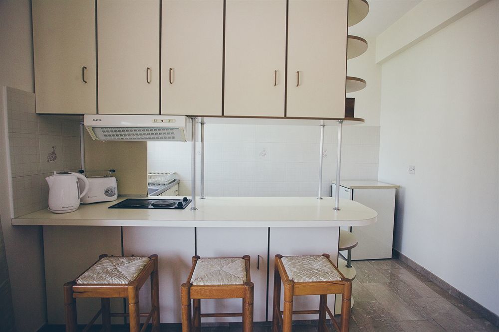 Vega Apartments Limassol Luaran gambar