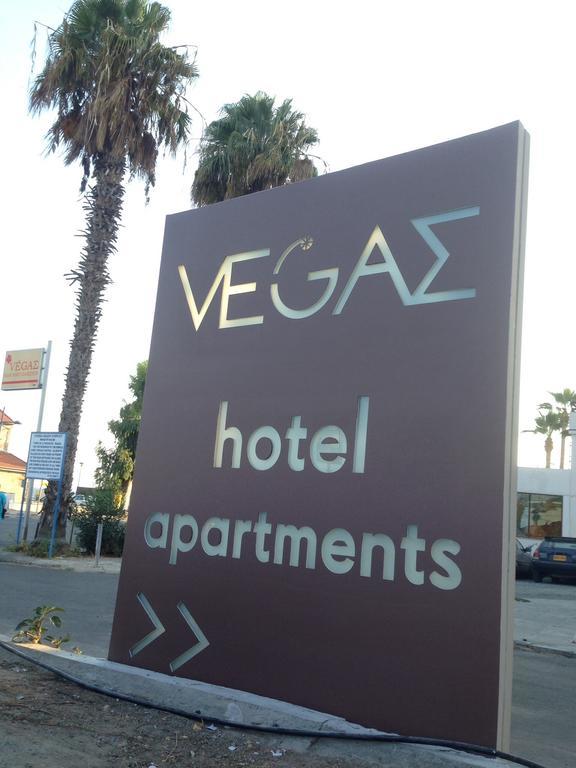 Vega Apartments Limassol Luaran gambar