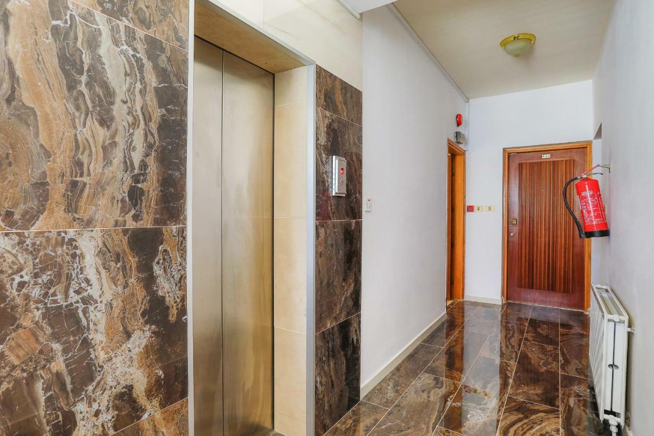 Vega Apartments Limassol Luaran gambar