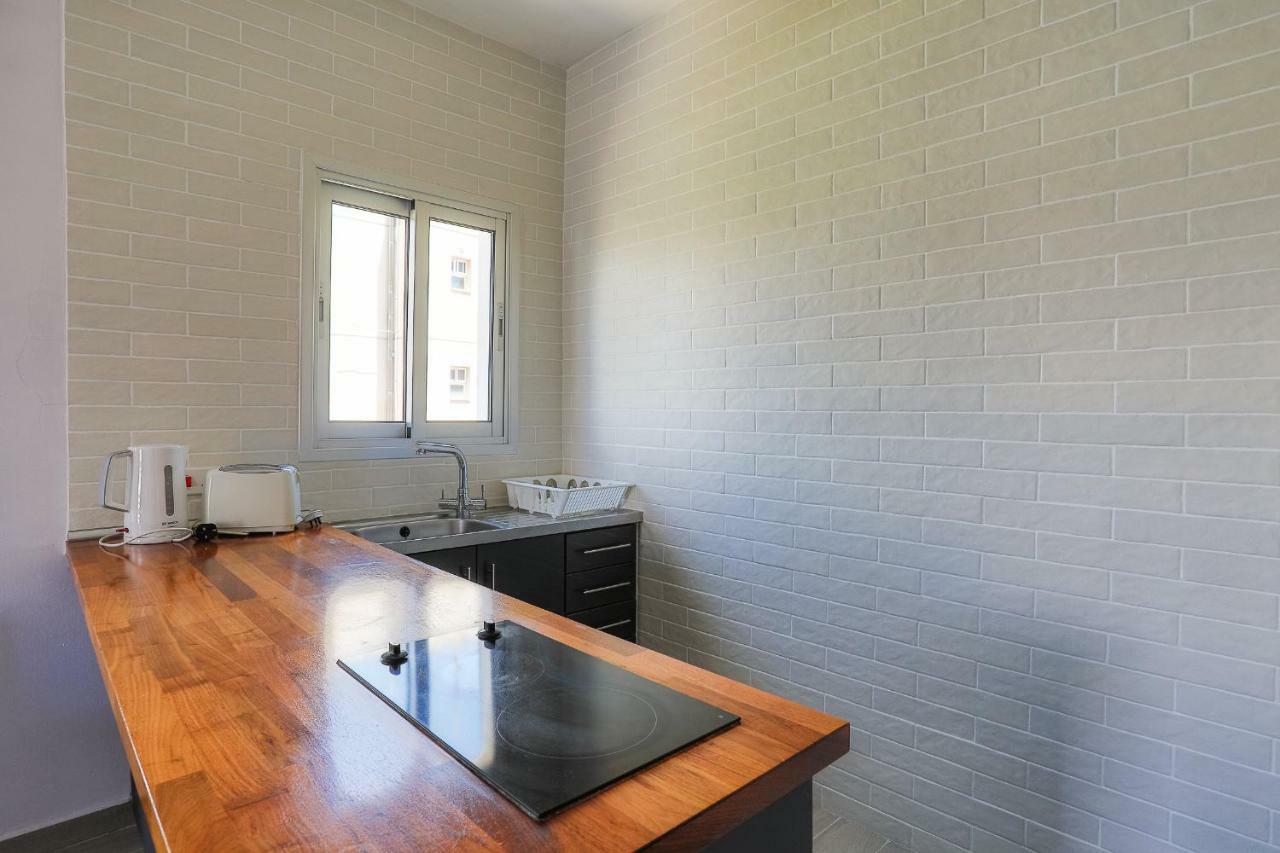 Vega Apartments Limassol Luaran gambar